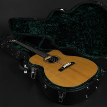 Load image into Gallery viewer, Bourgeois Down East Series Soloist OMCE w/LR Baggs HiFi
