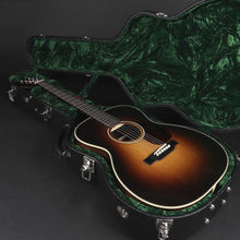 Load image into Gallery viewer, Bourgeois OM Vintage/HS Aged Tone - Sunburst #10102