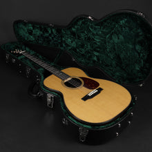 Load image into Gallery viewer, Bourgeois Touchstone Signature OM #5212