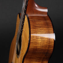 Load image into Gallery viewer, Breedlove Master Class &#39;Moon Dancer&#39; Left-handed (Pre-owned)