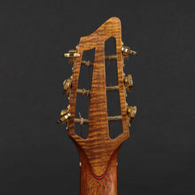Load image into Gallery viewer, Breedlove Master Class &#39;Moon Dancer&#39; Left-handed (Pre-owned)