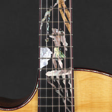 Load image into Gallery viewer, Breedlove Master Class &#39;Moon Dancer&#39; Left-handed (Pre-owned)