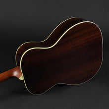 Load image into Gallery viewer, 2006 Breedlove OMR Deluxe Revival Series (Pre-owned)