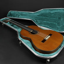 Load image into Gallery viewer, 1988 Amalio Burguet 1a Cedar/Rosewood (Pre-owned)