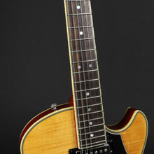 Load image into Gallery viewer, Comins GCS-1 Vintage Blonde (Pre-owned)