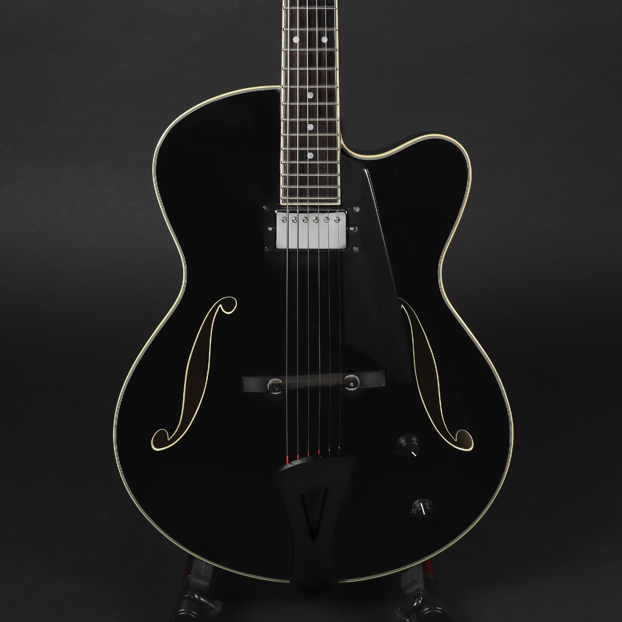 Comins GCS-16-1 Archtop Black (Pre-owned)