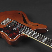 Load image into Gallery viewer, D&#39;Angelico Deluxe Bedford SH Matte Walnut (Ex-demo)