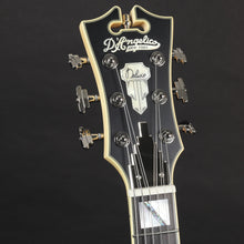 Load image into Gallery viewer, D&#39;Angelico Deluxe Bedford SH Matte Walnut (Ex-demo)