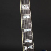 Load image into Gallery viewer, D&#39;Angelico Deluxe Brighton LE Sapphire (Ex-demo)