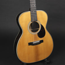 Load image into Gallery viewer, Eastman E20OM-MR-TC Adirondack/Madagascar Rosewood #4283