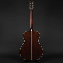 Load image into Gallery viewer, Eastman E20OM-MR-TC Adirondack/Madagascar Rosewood #3023