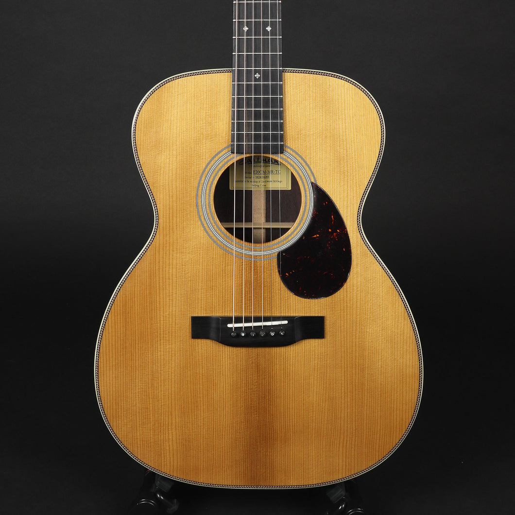 Eastman E20OM-MR-TC Adirondack/Madagascar Rosewood #4283