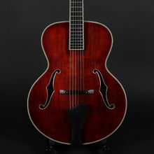 Load image into Gallery viewer, 2007 Eastman AR805 Acoustic Archtop - Classic Finish (Pre-owned)