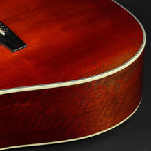 Load image into Gallery viewer, Eastman E10SS/v Slope-Shoulder Dreadnought - Antique Varnish (Pre-owned)