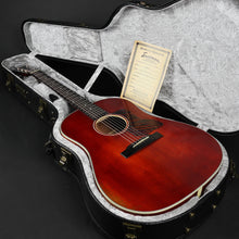 Load image into Gallery viewer, Eastman E10SS/v Slope-Shoulder Dreadnought - Antique Varnish (Pre-owned)