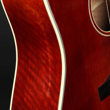 Load image into Gallery viewer, Eastman E10SS/v Slope-Shoulder Dreadnought - Antique Varnish (Pre-owned)