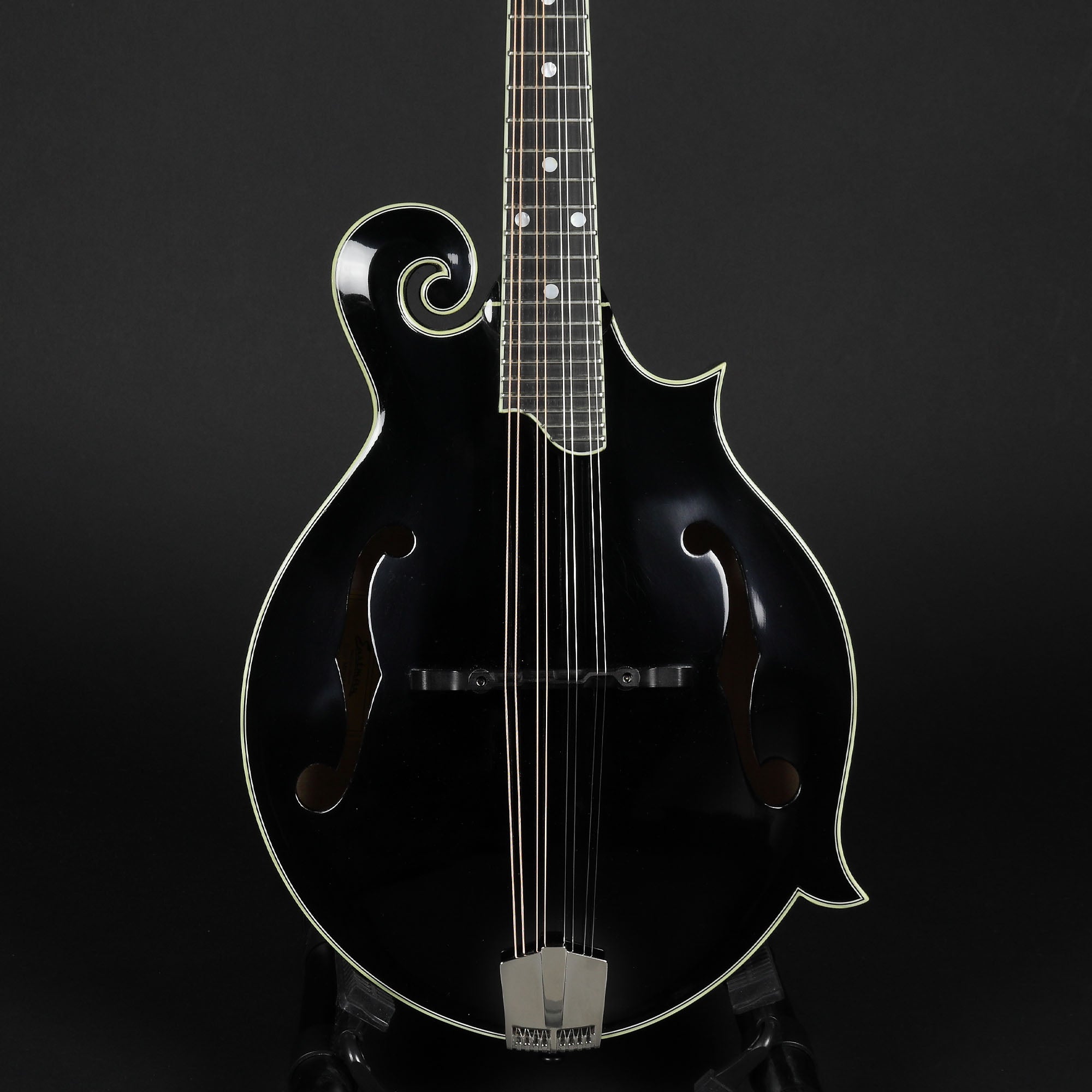 Eastman-MD515-BLK-Ltd-front