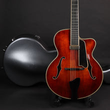 Load image into Gallery viewer, Eastman AR905CE Classic (Pre-owned)