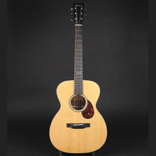 Load image into Gallery viewer, Eastman E1OM-SP Thermo-Cured Spruce/Quilted Sapele