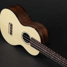Load image into Gallery viewer, Eastman EU2-C Concert Ukulele