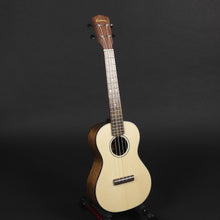 Load image into Gallery viewer, Eastman EU2-T Tenor Ukulele