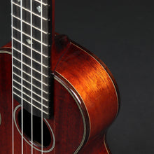 Load image into Gallery viewer, Eastman EU3-S Soprano Ukulele w/case