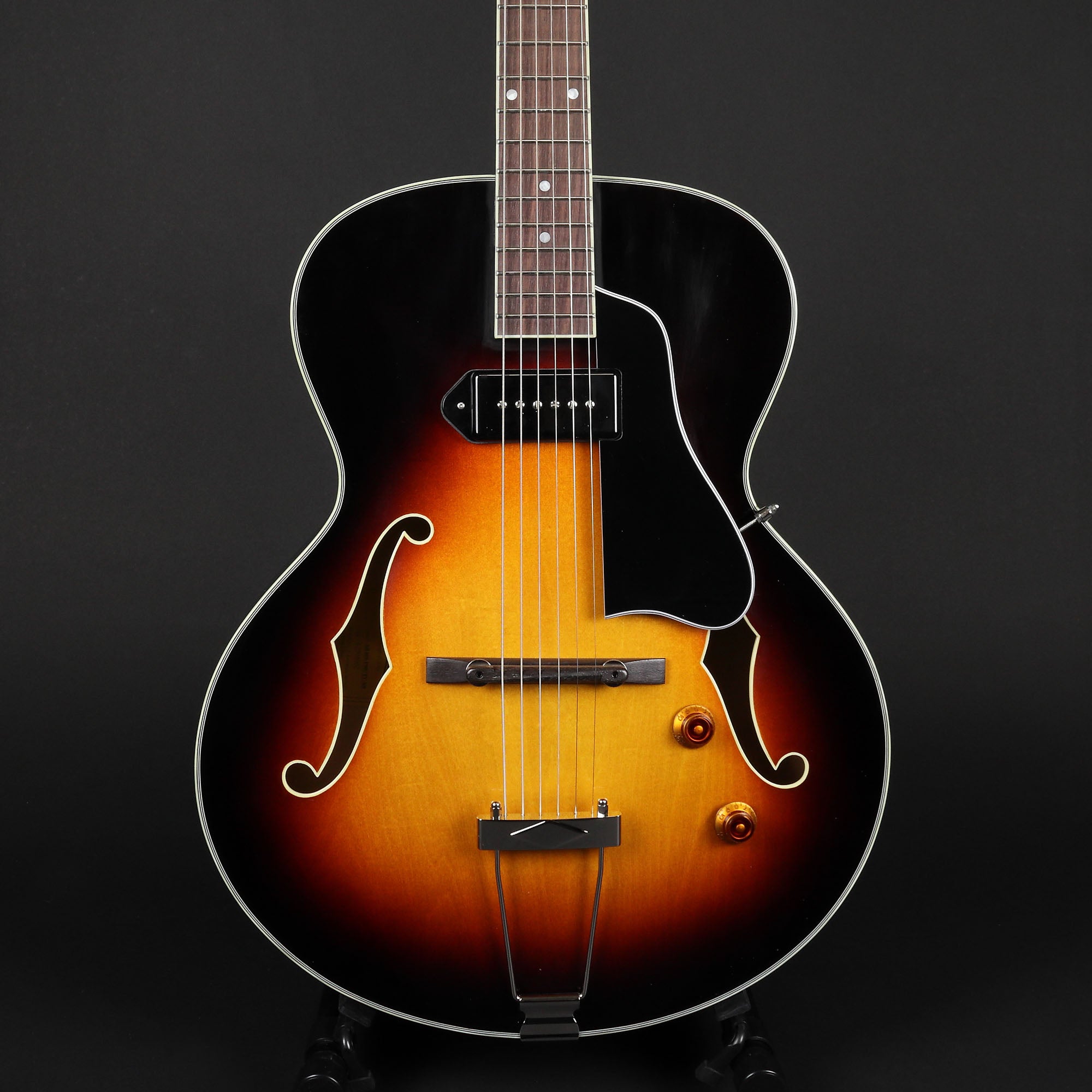 Eastman AR405-P90/TV Sunburst Archtop #1062