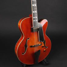 Load image into Gallery viewer, Eastman AR580CE-HB Archtop - Honeyburst (Pre-owned)