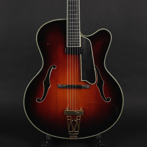 2005 Eastman AR810CE 17