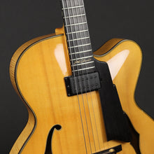 Load image into Gallery viewer, 2005 Eastman AR880CE-Blonde John Pisano Model (Pre-owned)
