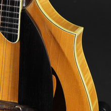 Load image into Gallery viewer, Eastman DGM1 Mandolin - VERY RARE! (Pre-owned)