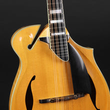 Load image into Gallery viewer, Eastman DGM1 Mandolin - VERY RARE! (Pre-owned)