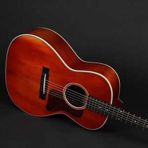 Eastman E10OOSS/v Antique Varnish # 0125
