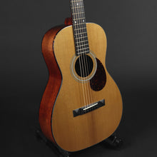 Load image into Gallery viewer, Eastman E10P-TC Thermo-Cured Adirondack/Mahogany Parlour