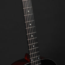 Load image into Gallery viewer, Eastman E1P-DLX-SB Parlour Sunburst #4575