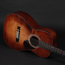 Load image into Gallery viewer, Eastman E1P Sitka/Sapele Parlour #5872