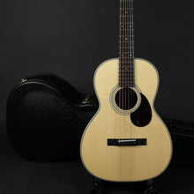 Load image into Gallery viewer, Eastman E20OO 12-Fret Adirondack/Rosewood #9538