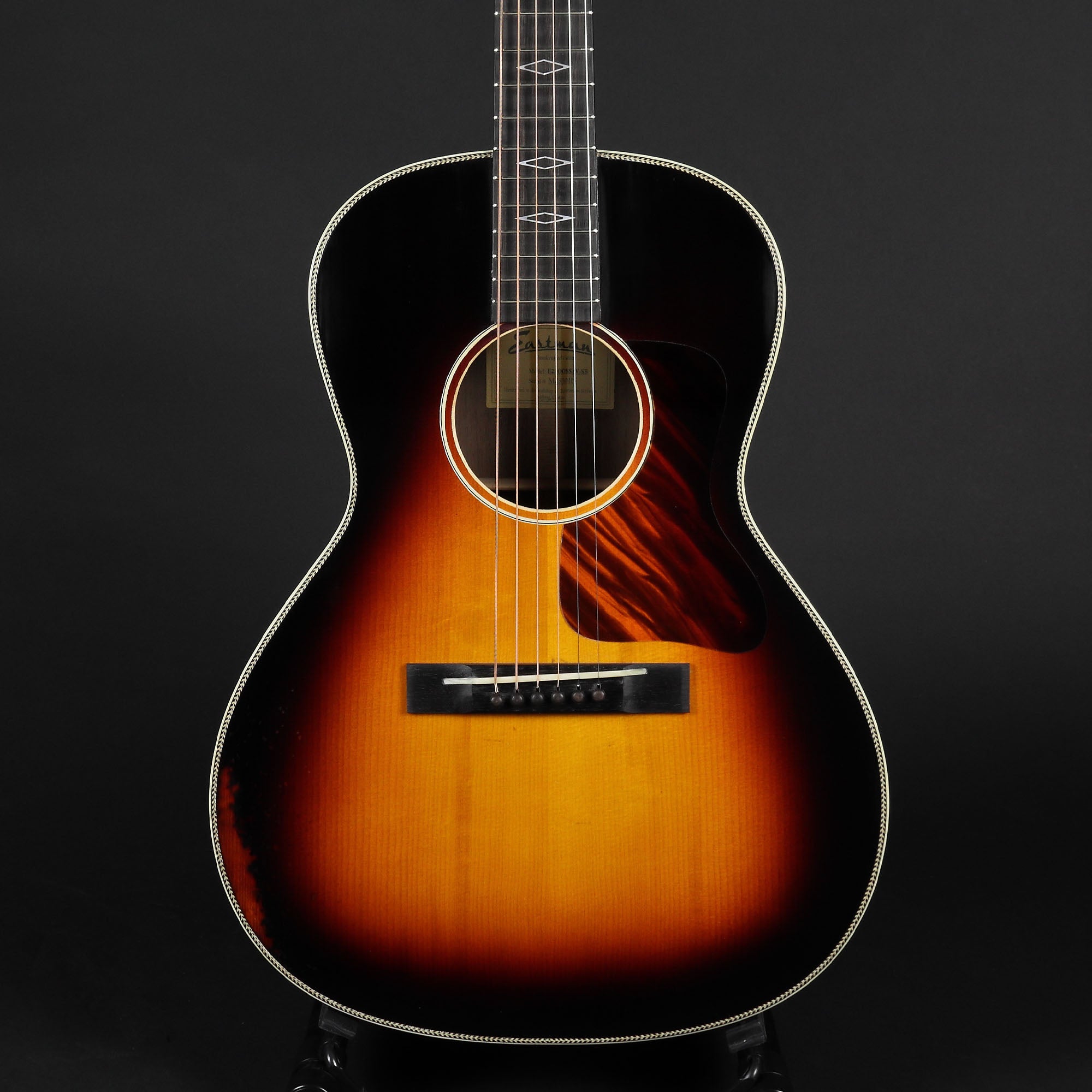 Eastman E22OOSS/v-SB Adirondack/Walnut - Antique Varnish #0115