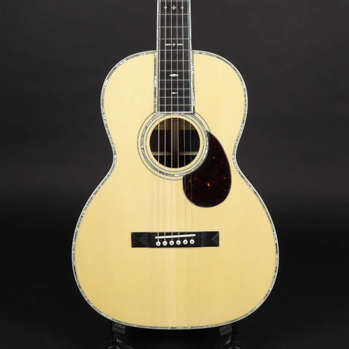 Eastman E40OO Adirondack/Rosewood #9071