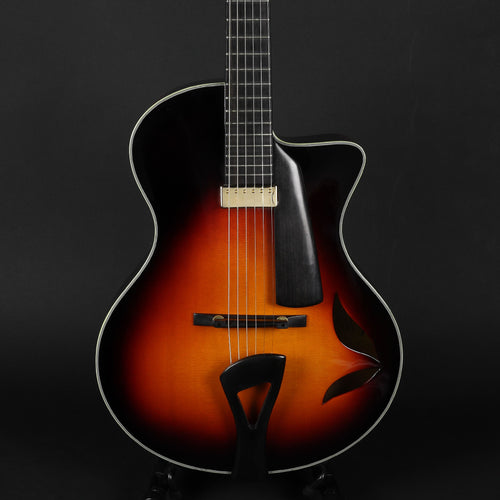 Eastman FV880CE-SB Frank Vignola Signature Archtop - Sunburst (Pre-owned)