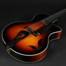 Load image into Gallery viewer, Eastman FV880CE-SB Frank Vignola Signature Archtop - Sunburst (Pre-owned)