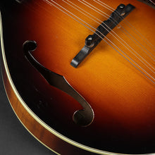 Load image into Gallery viewer, Eastman MD605 Sunburst A-Style Mandolin (Pre-owned)