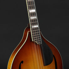 Load image into Gallery viewer, Eastman MDO605-GB Octave Mandolin - Goldburst #4243