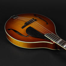 Load image into Gallery viewer, Eastman MDO605-GB Octave Mandolin - Goldburst #4243