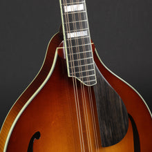 Load image into Gallery viewer, Eastman MDO605-GB Octave Mandolin - Goldburst #1188
