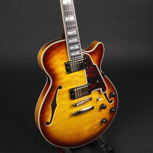 Load image into Gallery viewer, D&#39;Angelico Excel SS XT - Iced Tea Burst Quilt