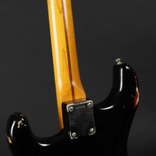 Load image into Gallery viewer, 2011 Fender Custom Shop David Gilmour Stratocaster Relic (Pre-owned)