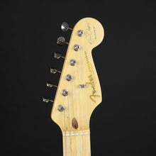 Load image into Gallery viewer, 1999 Fender Eric Clapton Stratocaster (Pre-owned)
