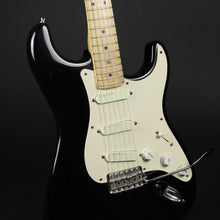 Load image into Gallery viewer, 1999 Fender Eric Clapton Stratocaster (Pre-owned)