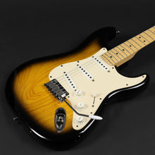 Load image into Gallery viewer, 2004 Fender 50th Anniversary American Stratocaster (Pre-owned)